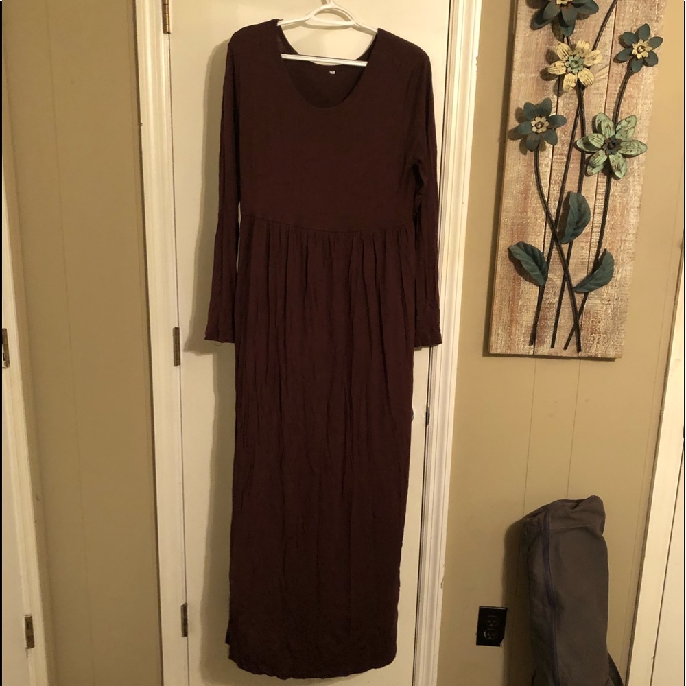 Brown long sleeve maxi dress with pockets